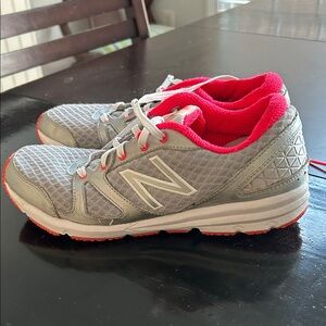 New Balance Women's 577 Susan G Komen Gray and Pink Athletic Running Shoes